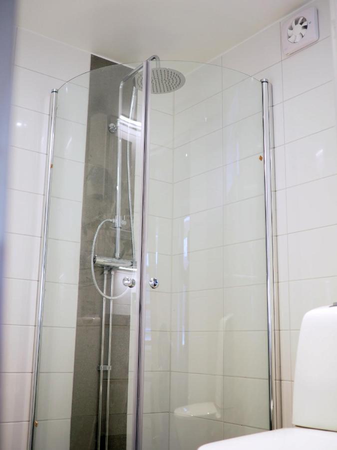 Kristina Attefall I Vaesterhaninge Västerhaninge Exterior foto